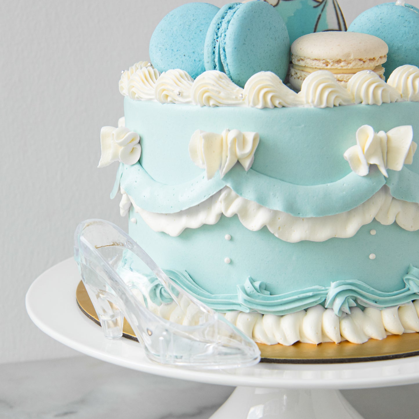 Disney Princess Cinderella Cake 8'' | $228 Nett