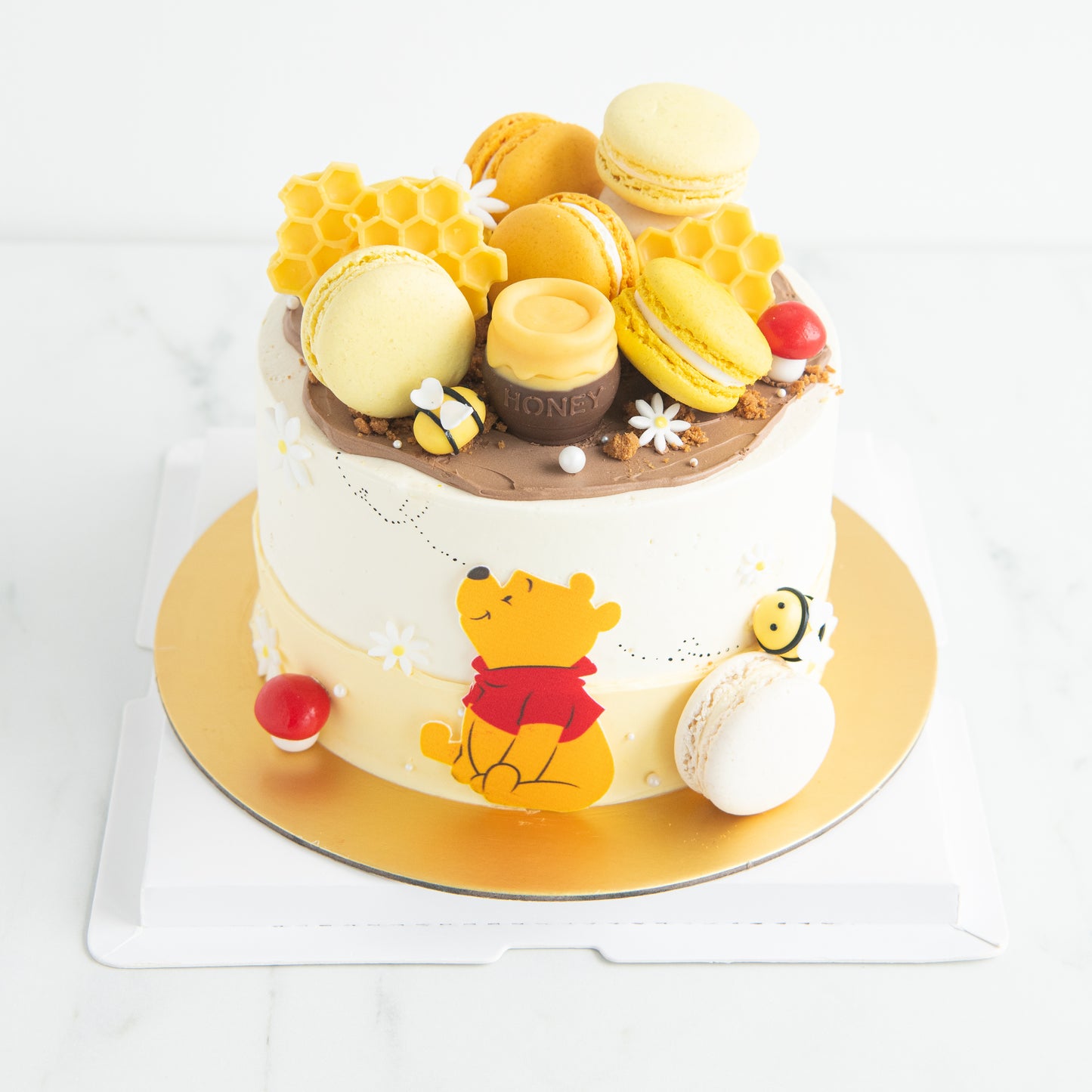 Disney Winnie the Pooh Cake 6'' | $158 Nett
