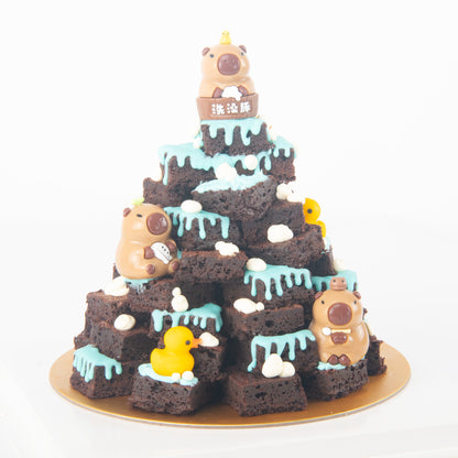 Capybara Brownie Tower In Gift Box | (U.P $228.00)