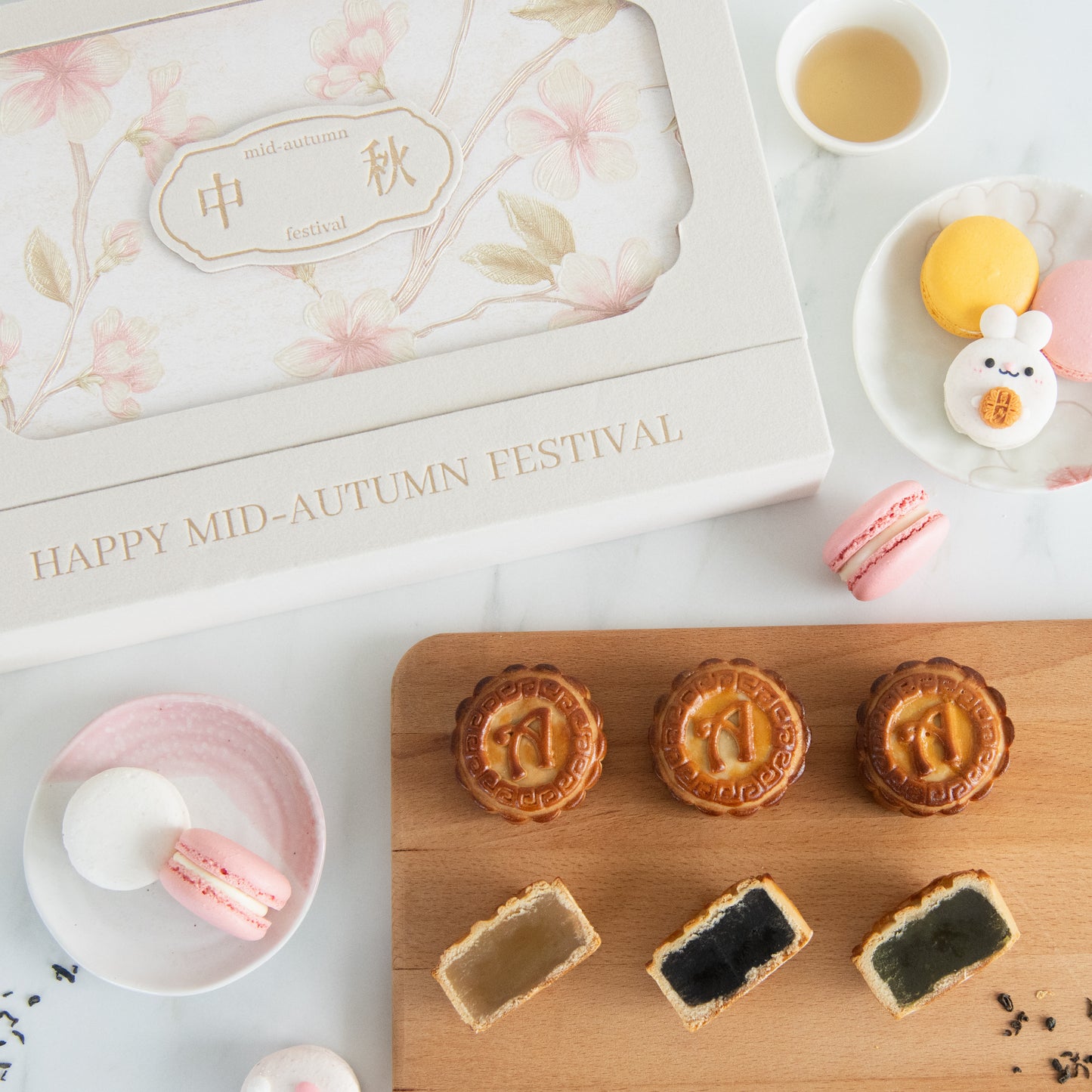 Happy Mid Autumn | Baked Traditional Mooncake 6pcs| $48.80 (U.P $128.00)
