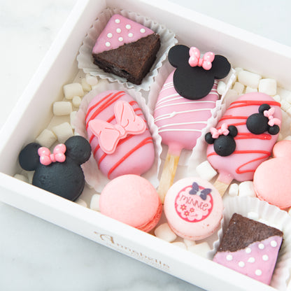 Disney Minnie Mouse Macaron Cakesicles Set | (U.P $65.80)
