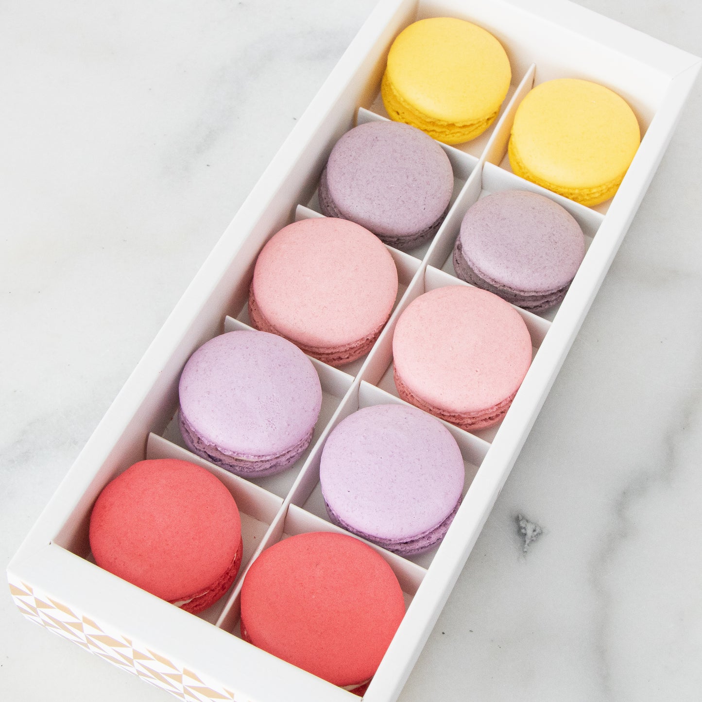 🔥8.8 SALE🔥| 10pcs Classic Macarons (Classic2) in Gift Box and Paper Bag | Perfect Gift Choice | NOW FOR ONLY $15.80 (U.P $28.00)