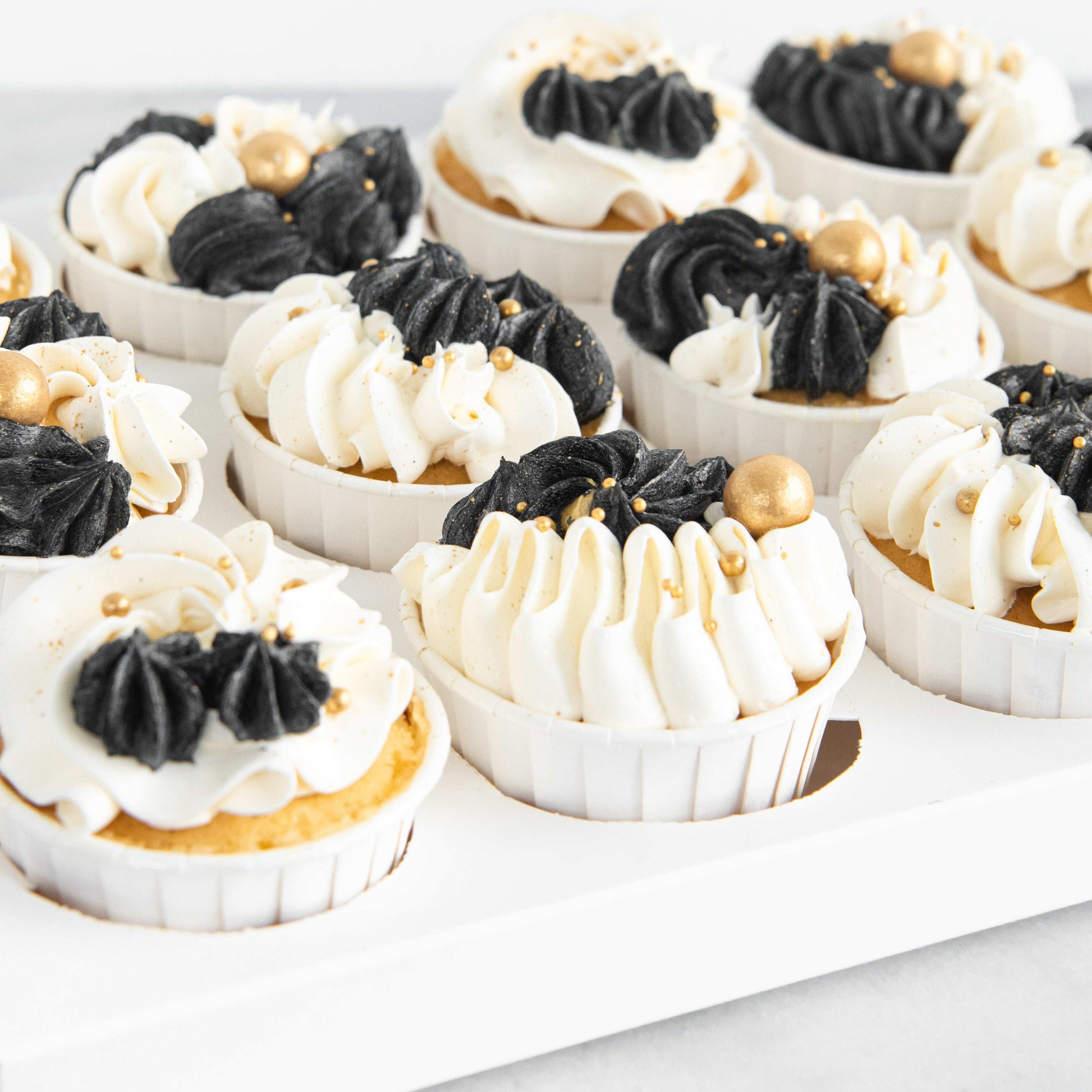 Customised Cupcake - Black & White Cupcakes