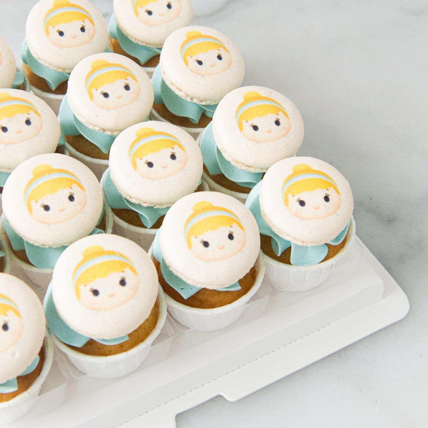 Disney Princess Cinderella 16pcs Cupcake | u.p $88.80