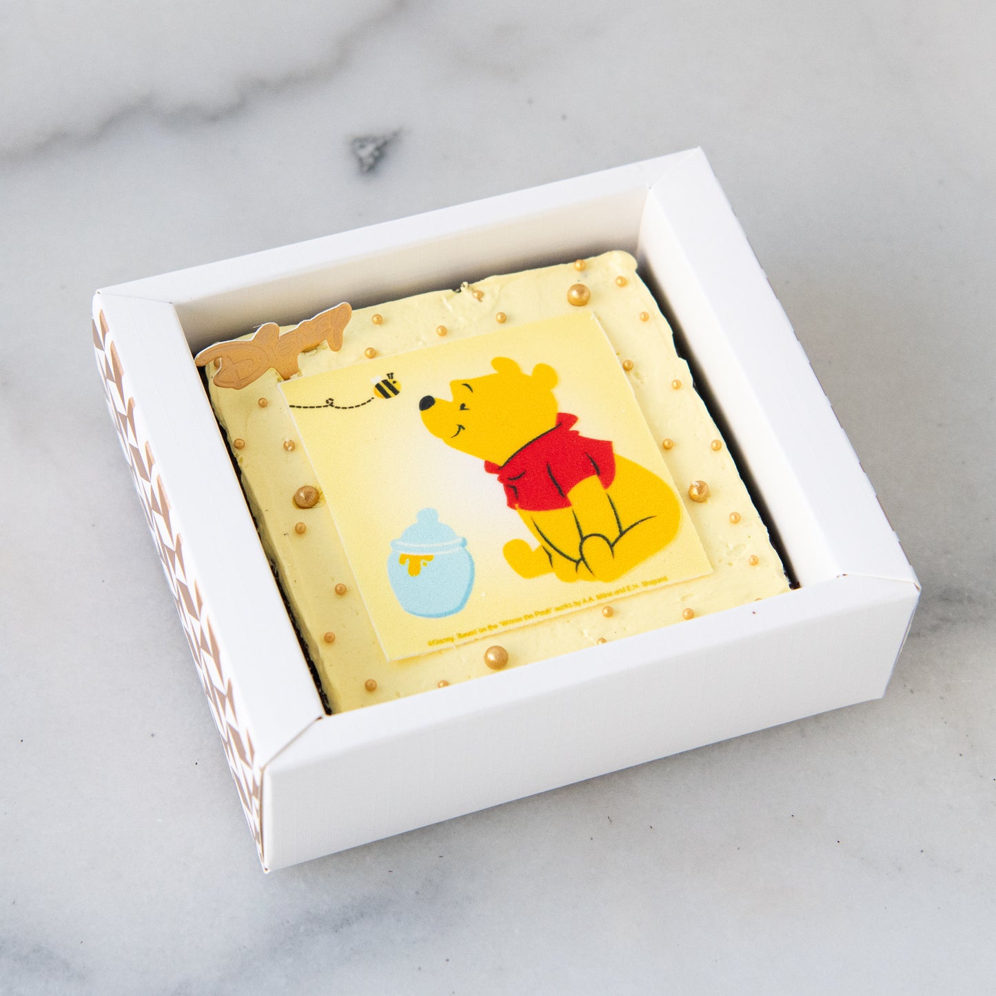 Disney Winnie The Pooh Petite Brownie 8x8 | (U.P $20.80)