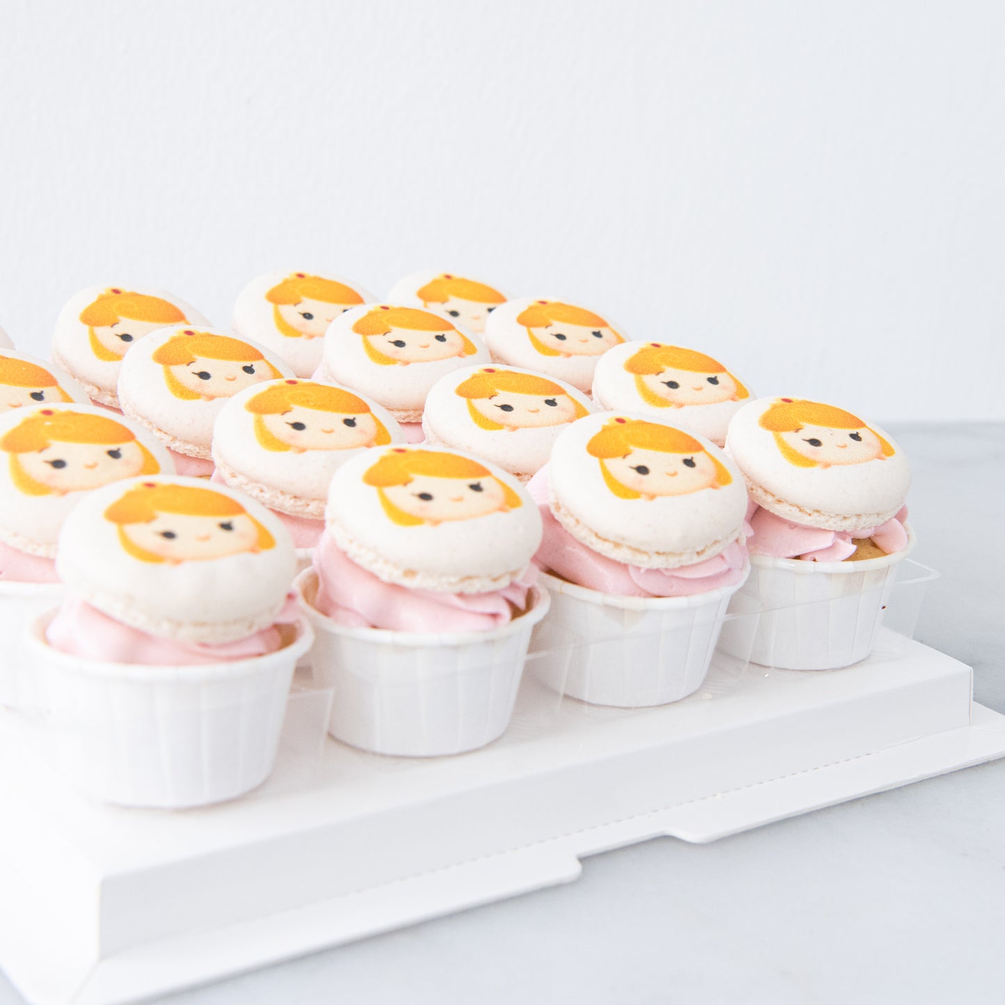 Disney Princess Aurora 16pcs Cupcake | u.p $88.80