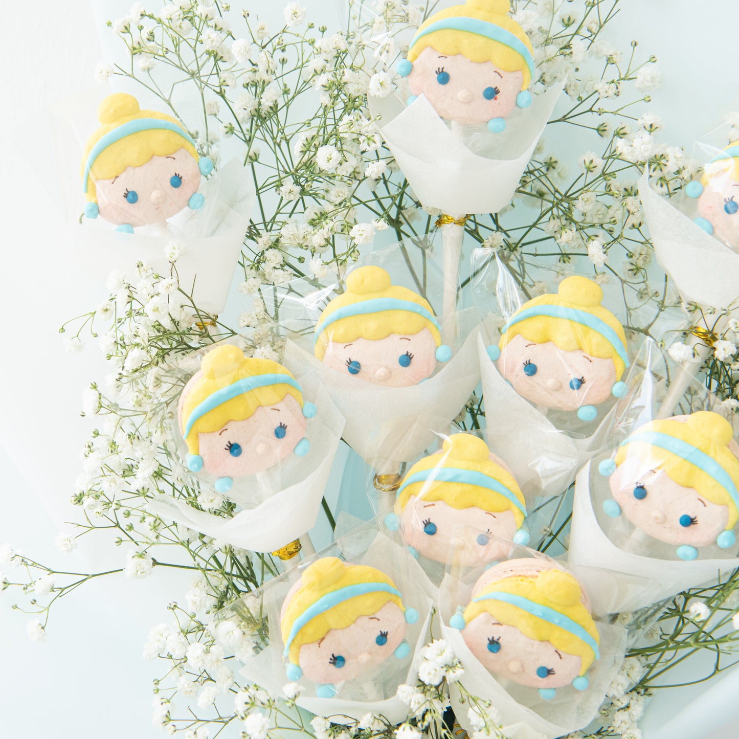 Disney Tsum Tsum Princess Cinderella Macaron Bouquet |  ($138 Nett)