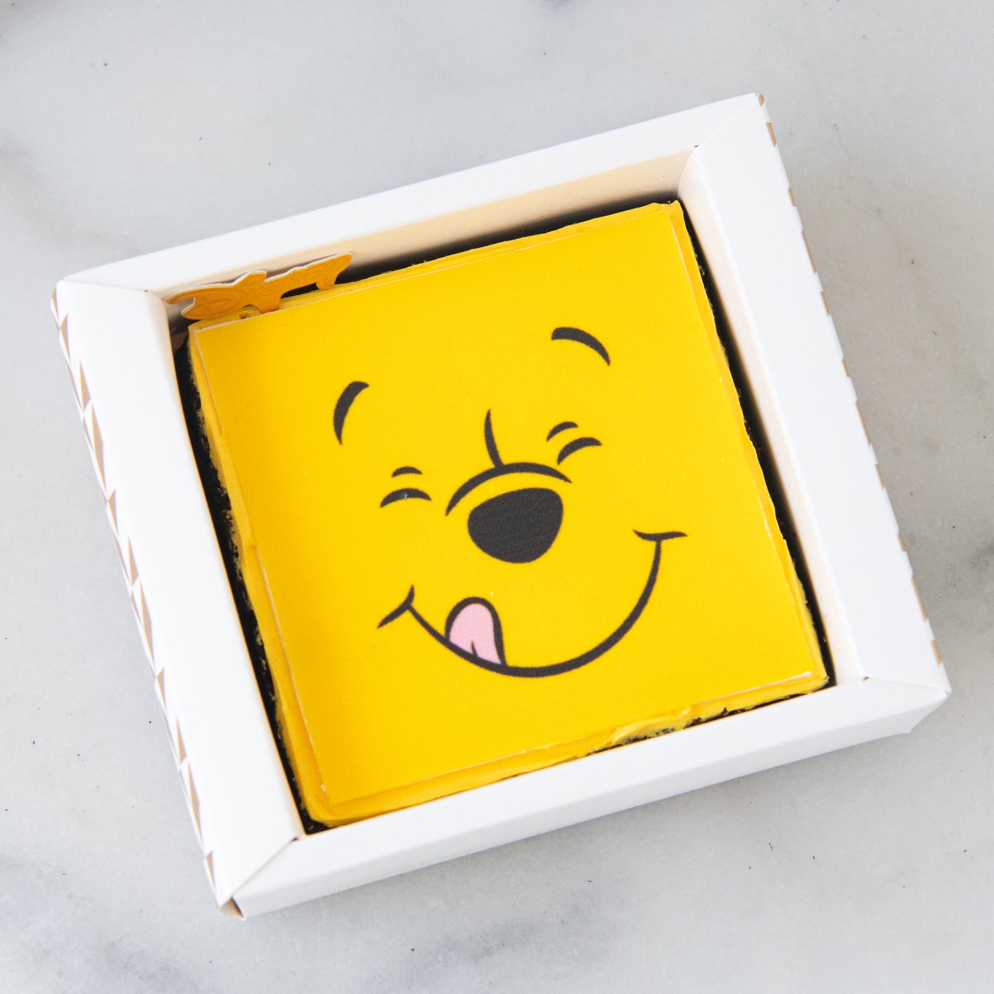 Disney Winnie The Pooh Face Petite Brownie 8x8 | (U.P $20.80)
