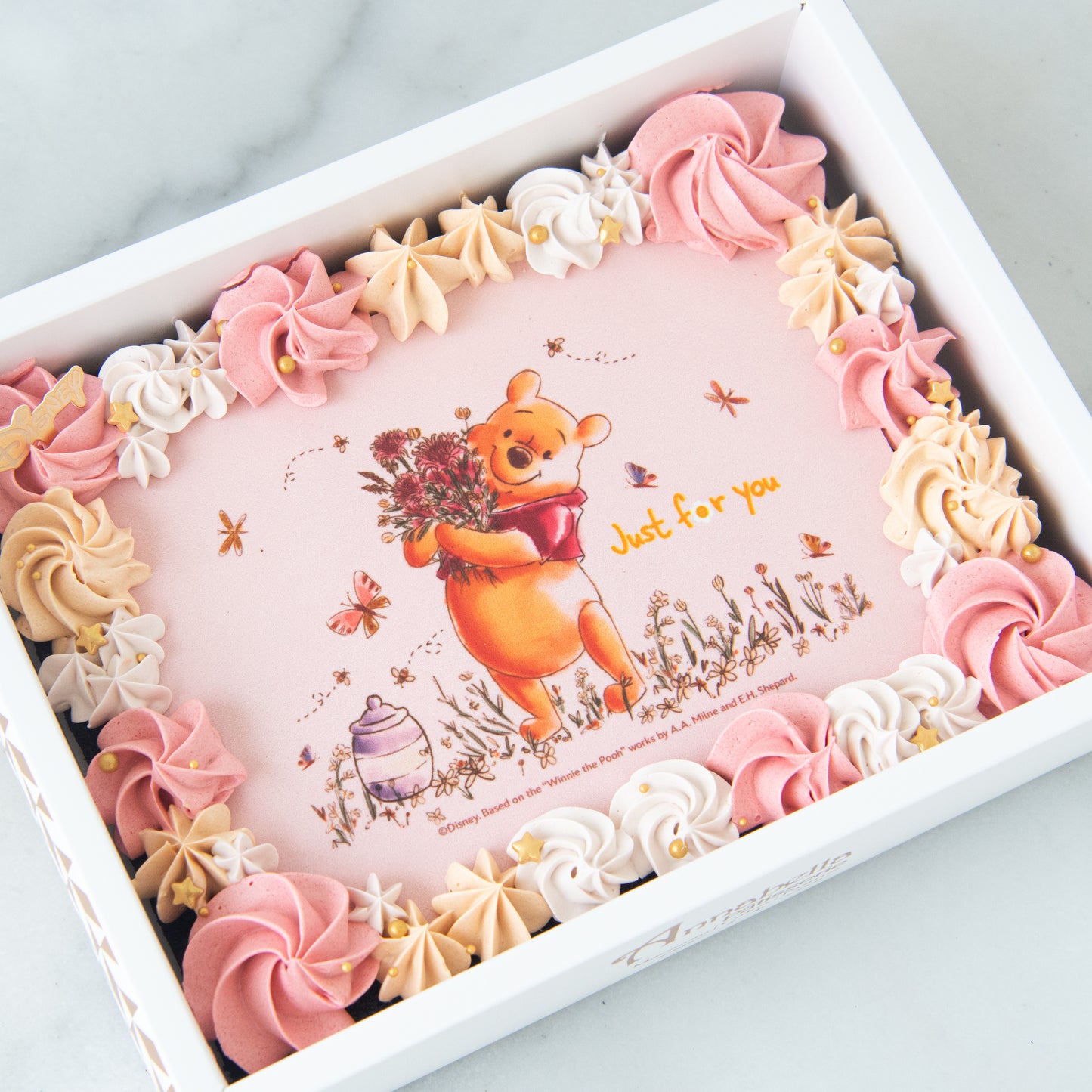 Disney Winnie The Pooh Floral Brownie Set | (U.P $75.80)