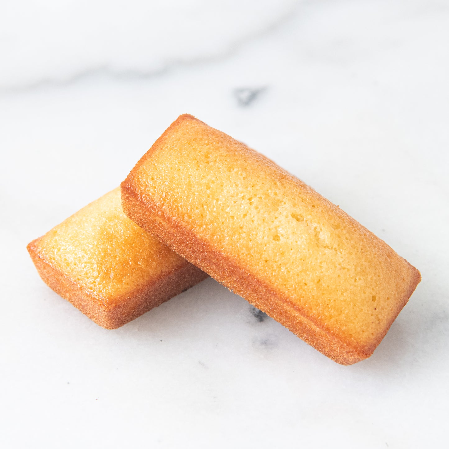 6pcs Golden Treat French Financier (3x Original + 3 Chocolate) in Gift Box | (U.P $25.60)