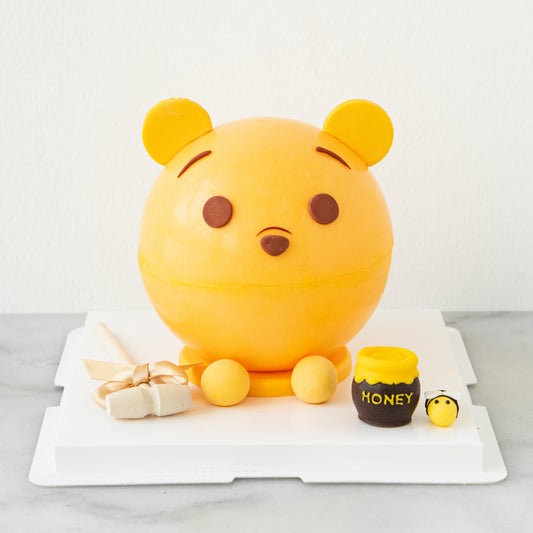 Disney Winnie The Pooh Pinata Macaron Set | $148 Nett