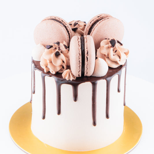 Chocolate Truffle Cake Petite   | Including 3 pcs Macarons | (U.P $60.00)