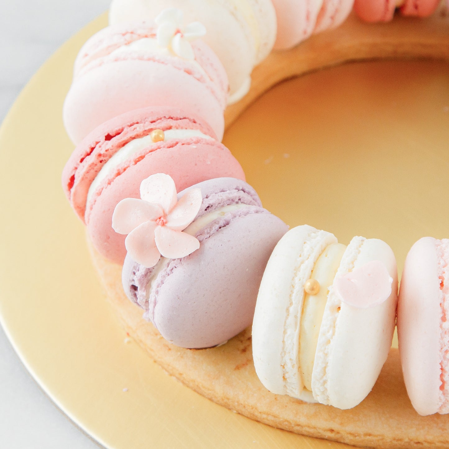 Pretty Pink Macaron Ring (14pcs) | S$55.80 nett (Next available date: 14 MAY 2025)