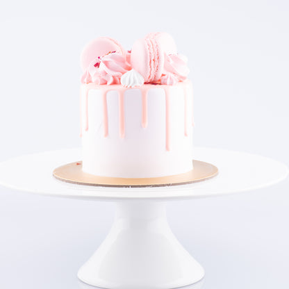 Lychee Rose Cake Petite   | Including 3 pcs Macarons | (U.P $60.00)