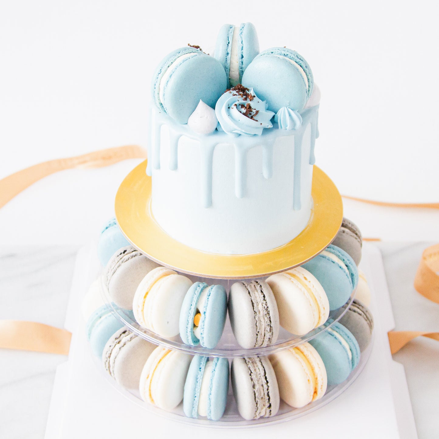 🔥8.8 SALE🔥| Macaron Cake Tower - Cookie & Cream Cake with 40 pcs macarons | NOW FOR ONLY $120.00 (U.P $158.00)