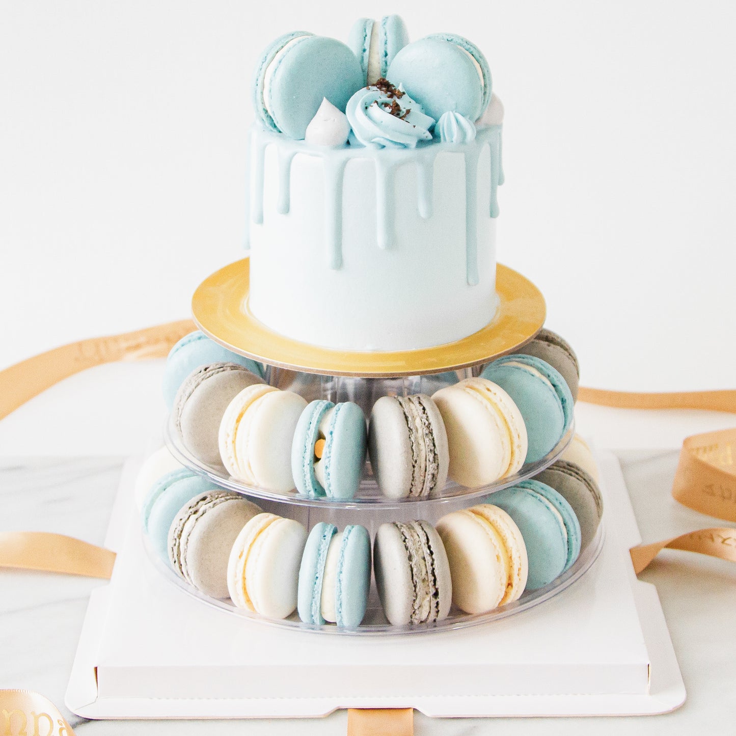 🔥8.8 SALE🔥| Macaron Cake Tower - Cookie & Cream Cake with 40 pcs macarons | NOW FOR ONLY $120.00 (U.P $158.00)