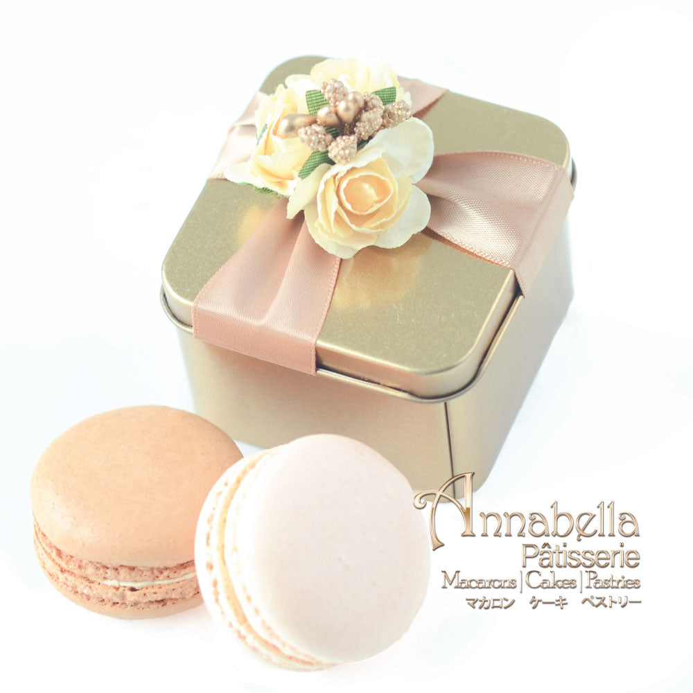 Wedding Door-Gift | 2pcs Macarons in Gold Tin Box with Ribbon